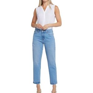 NWT NYDJ Charlotte Relaxed Straight Leg Light Wash Jeans